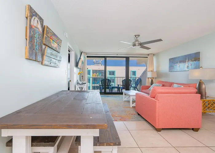 Apartment Island Winds West 871