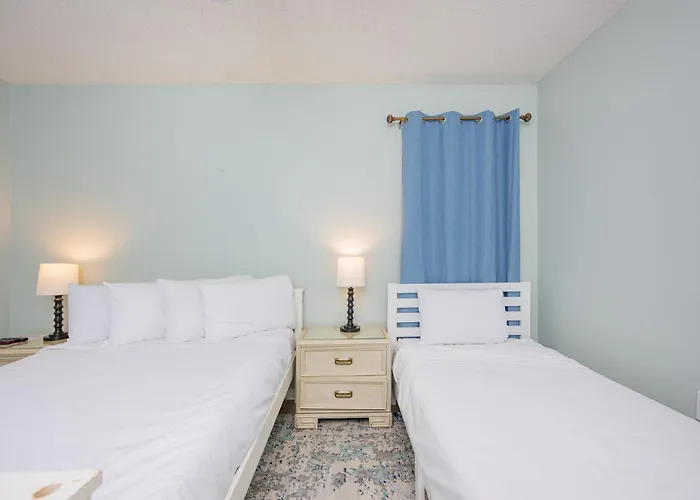 Apartment Island Winds West 871